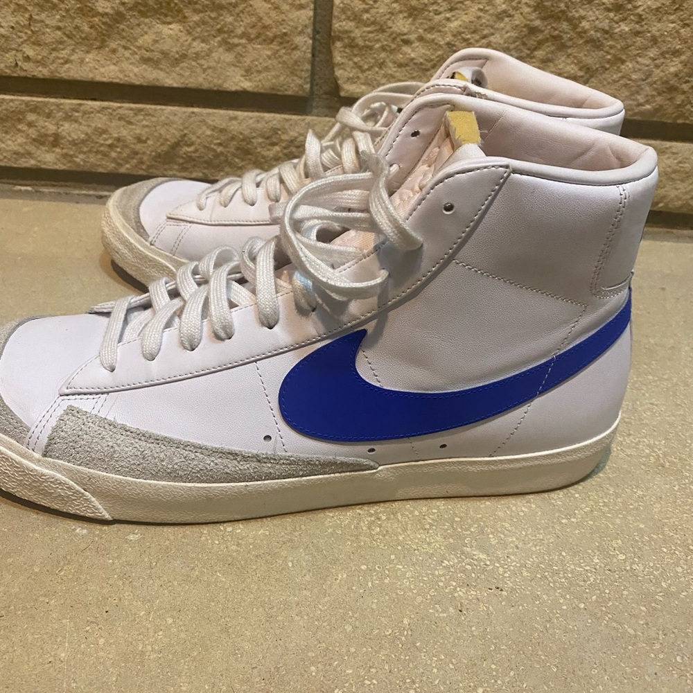 Great condition Nike blazers